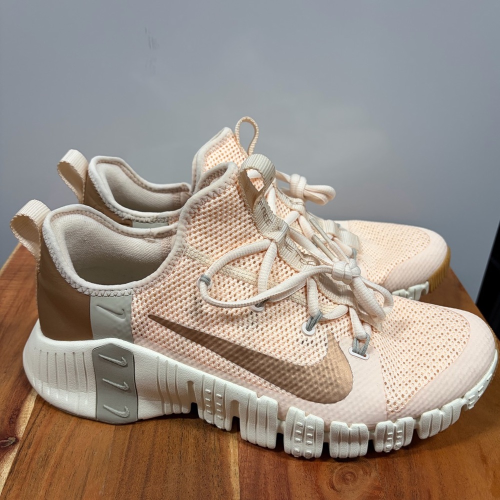 EUC Nike Metcon x Free Sneakers